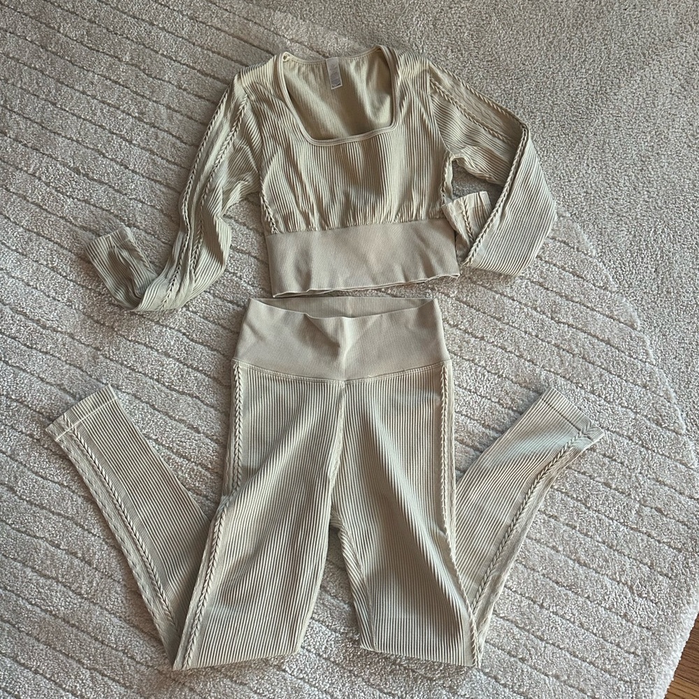 Aerie offline set seamless ribbed